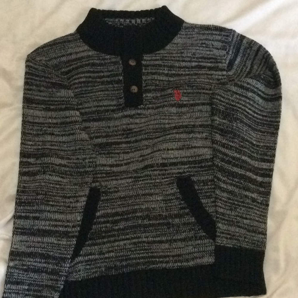 USPA Black & White Unisex Youth Sweater